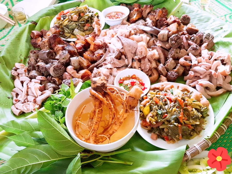 Nhà Hàng Tại Cát Bà - Madame Lan Chuyên Gà, Dê Núi Cát Bà